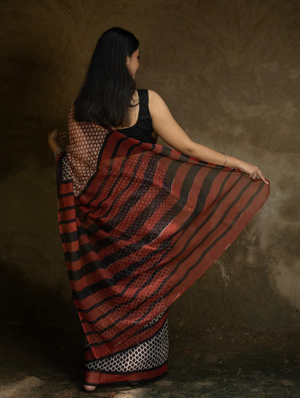 Classic Appeal. Bagru Hand Block Printed Kota Doria Saree - Honeycomb