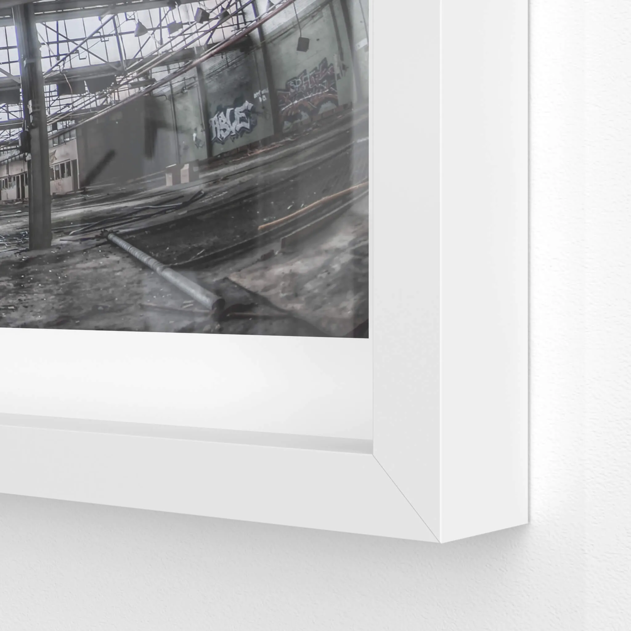 Closures Floor | O-I Glass