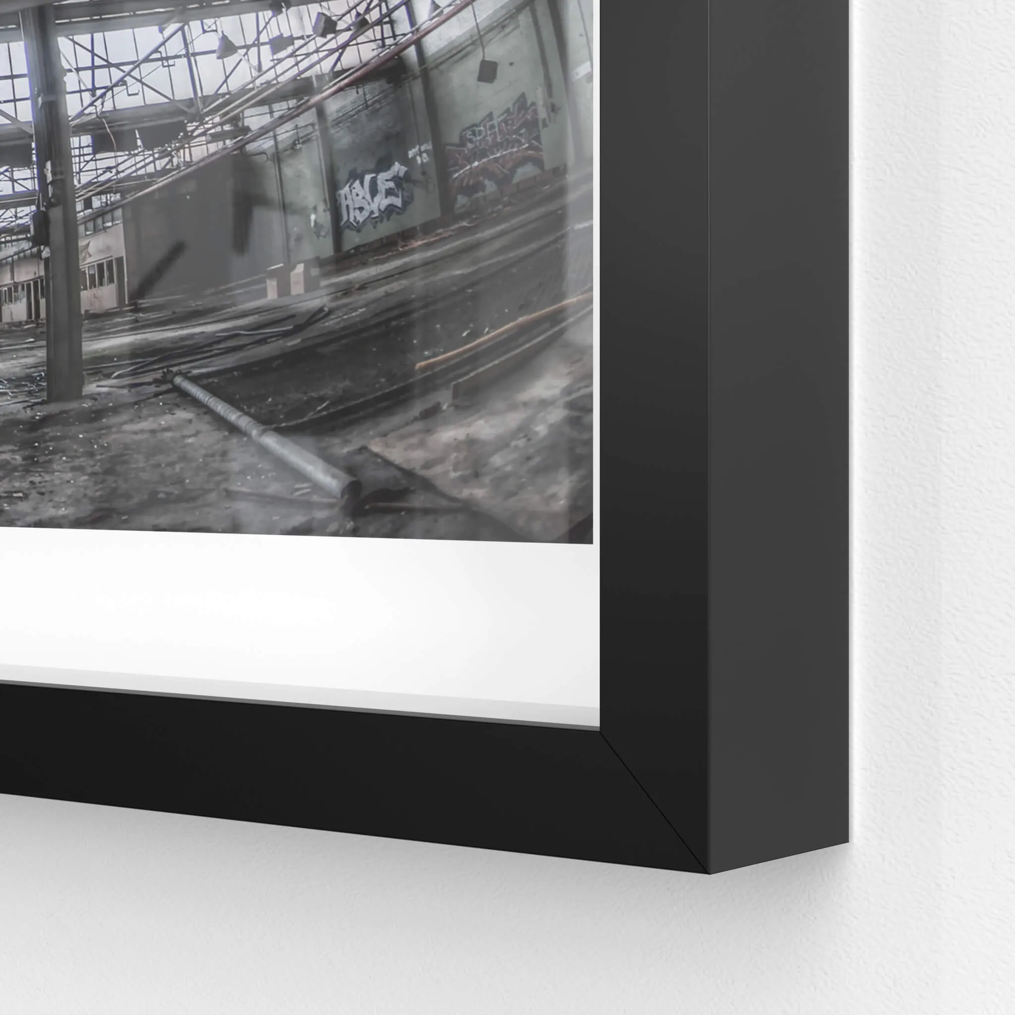 Closures Floor | O-I Glass
