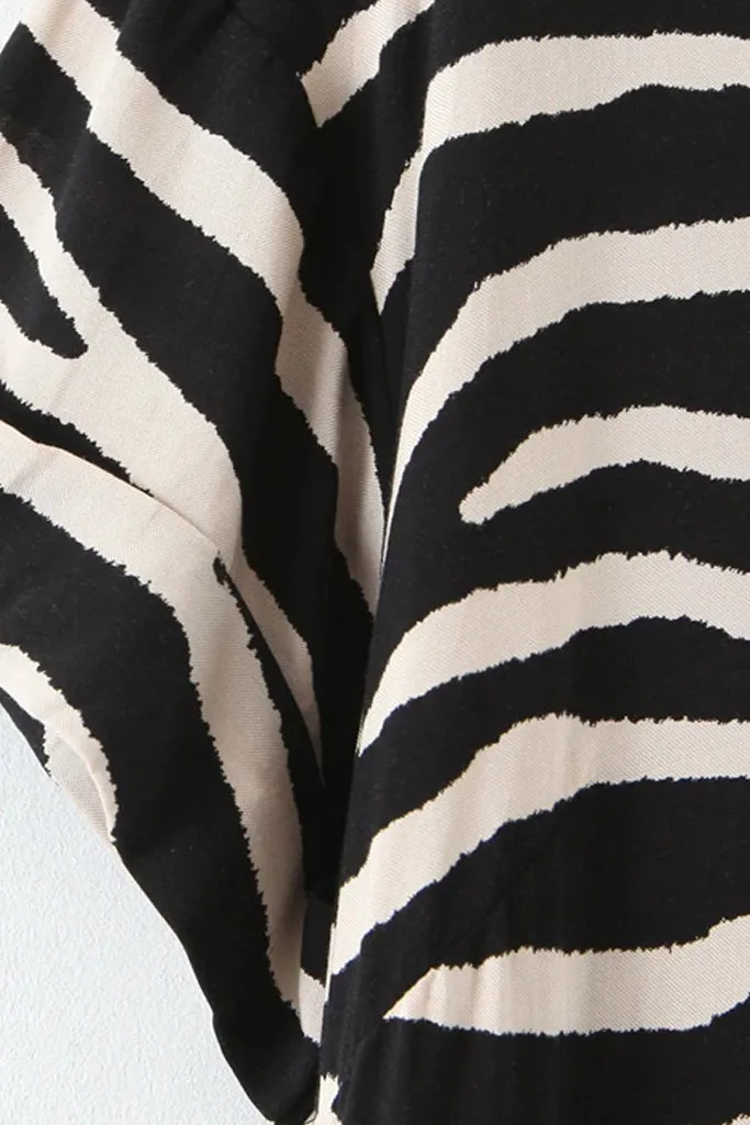 Cyra Black and White Loose Dress