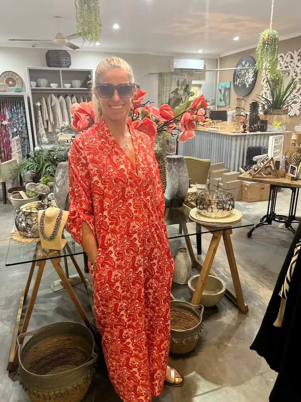 Flory red paisley