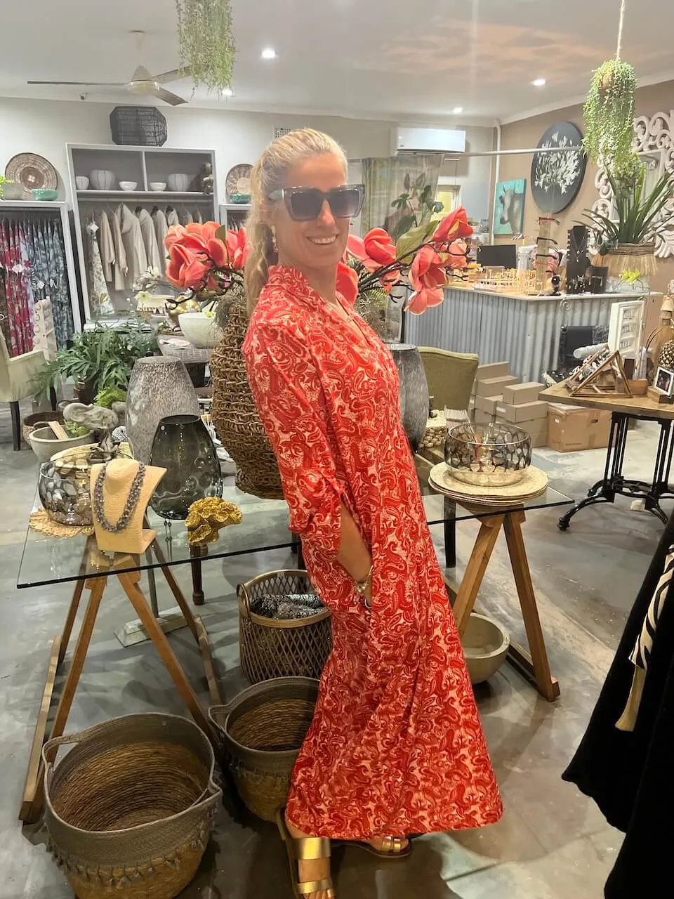 Flory red paisley
