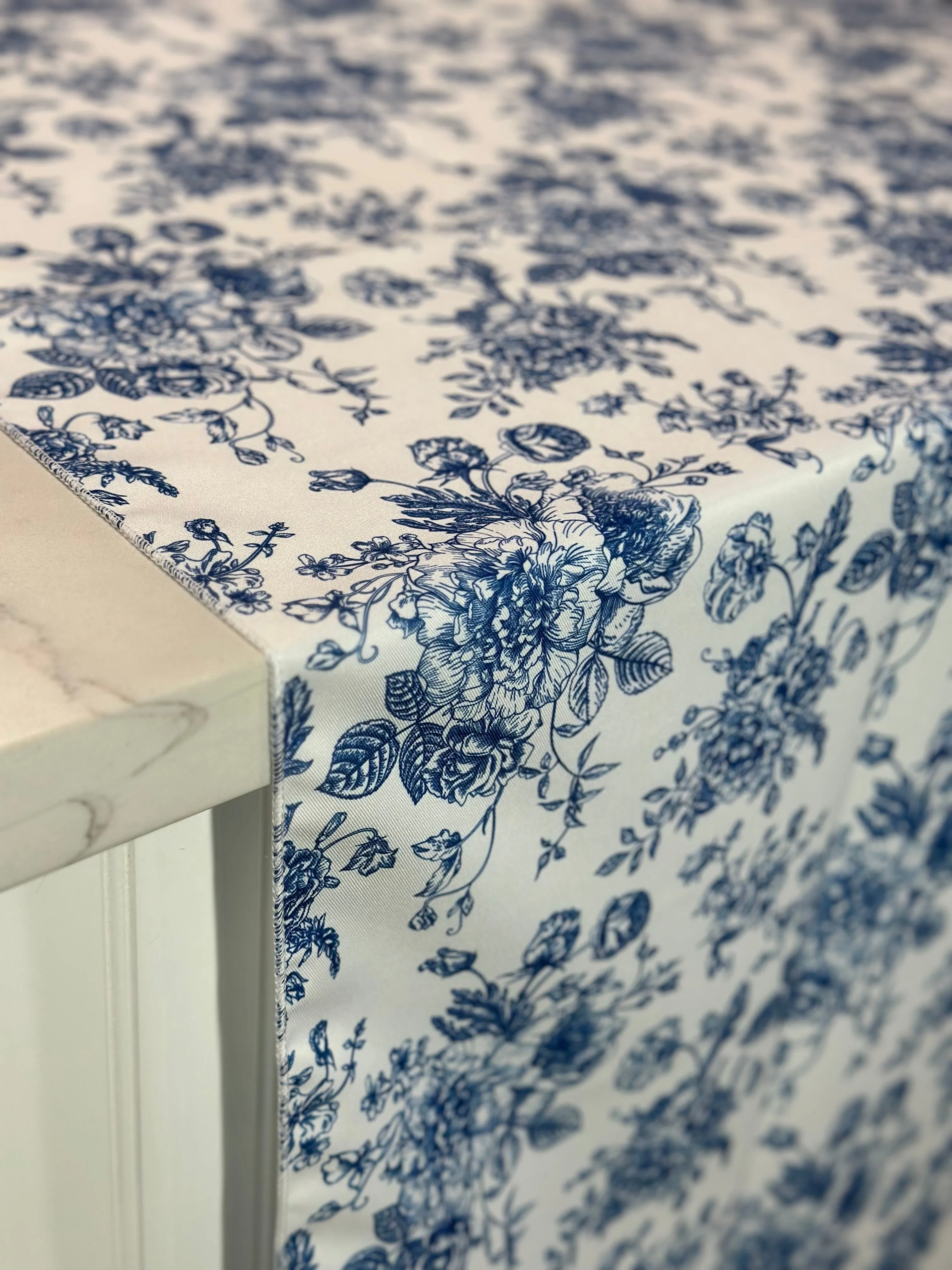 French Toile (Poly Print) Table Linen