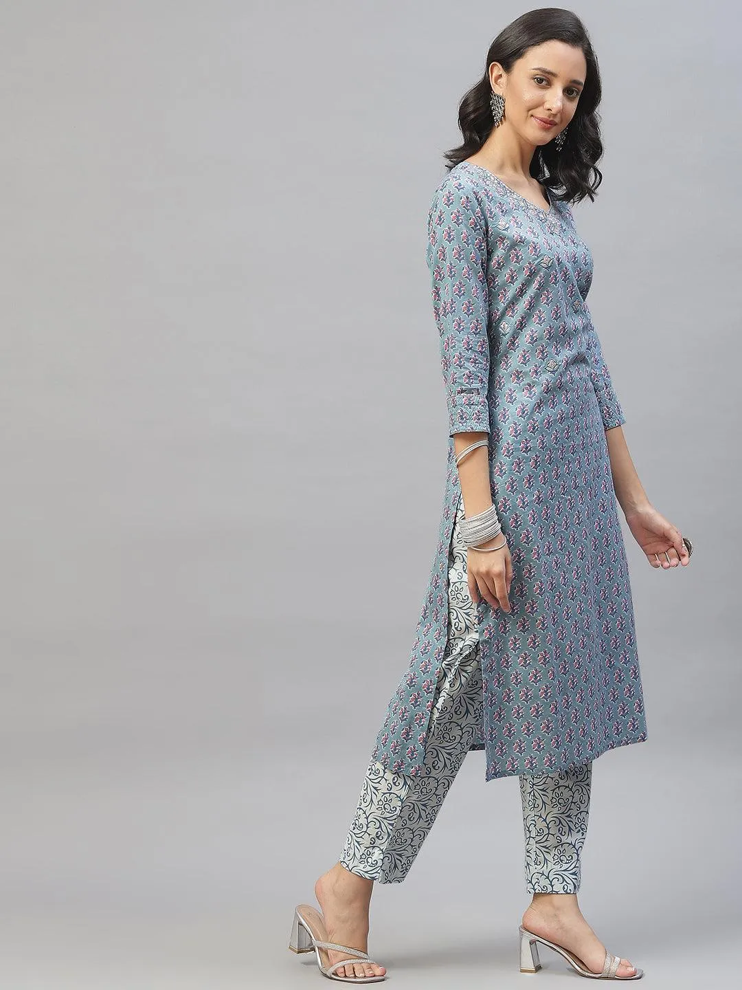 Jashvi Turquoise Blue Cotton Floral Printed Kurta Pant set with Dupatta