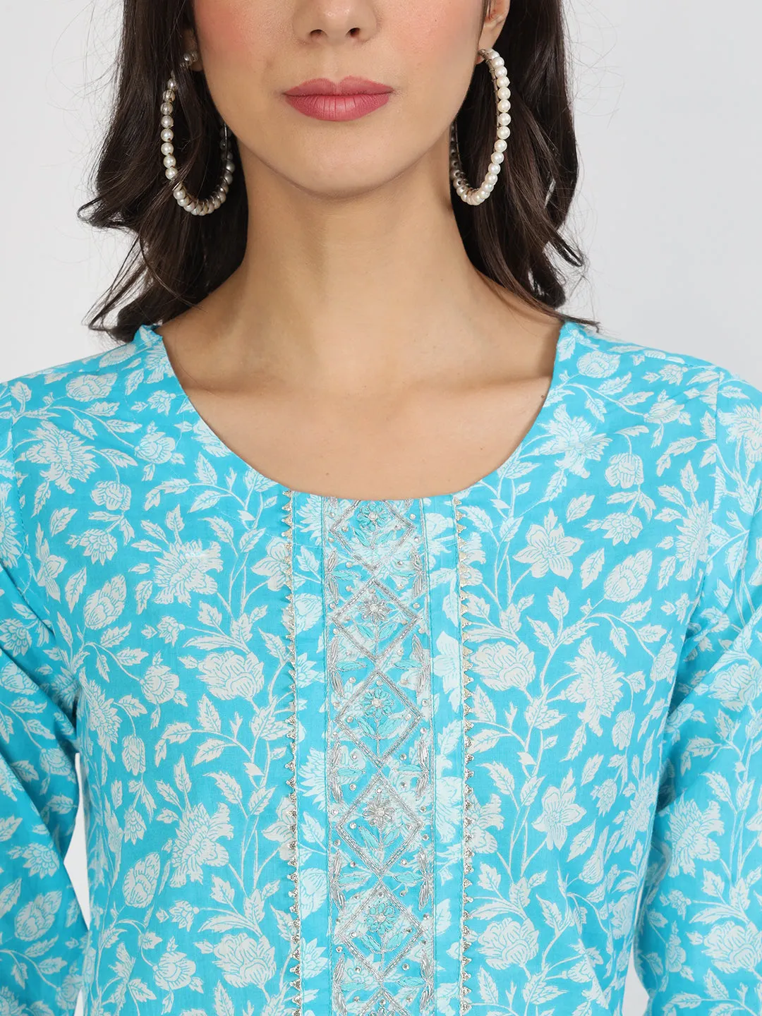 Jashvi turquoise blue Floral Print Cotton Kurta pants with Dupatta set for women