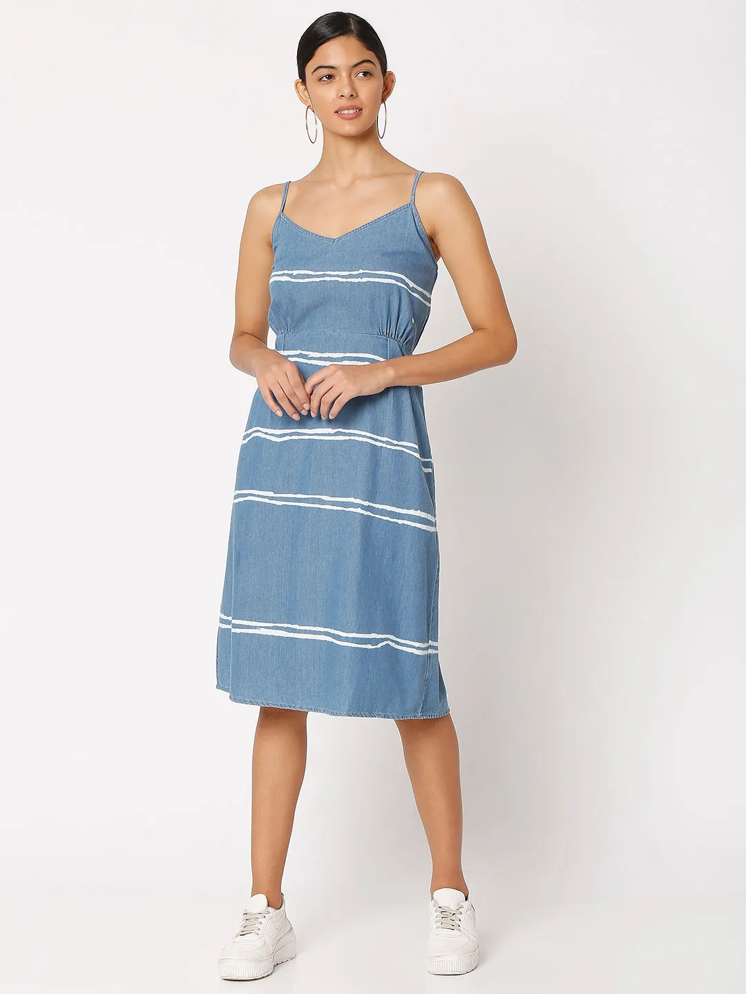 Spykar Women Light Blue Cotton Sleeveless Knee Length Printed Dress