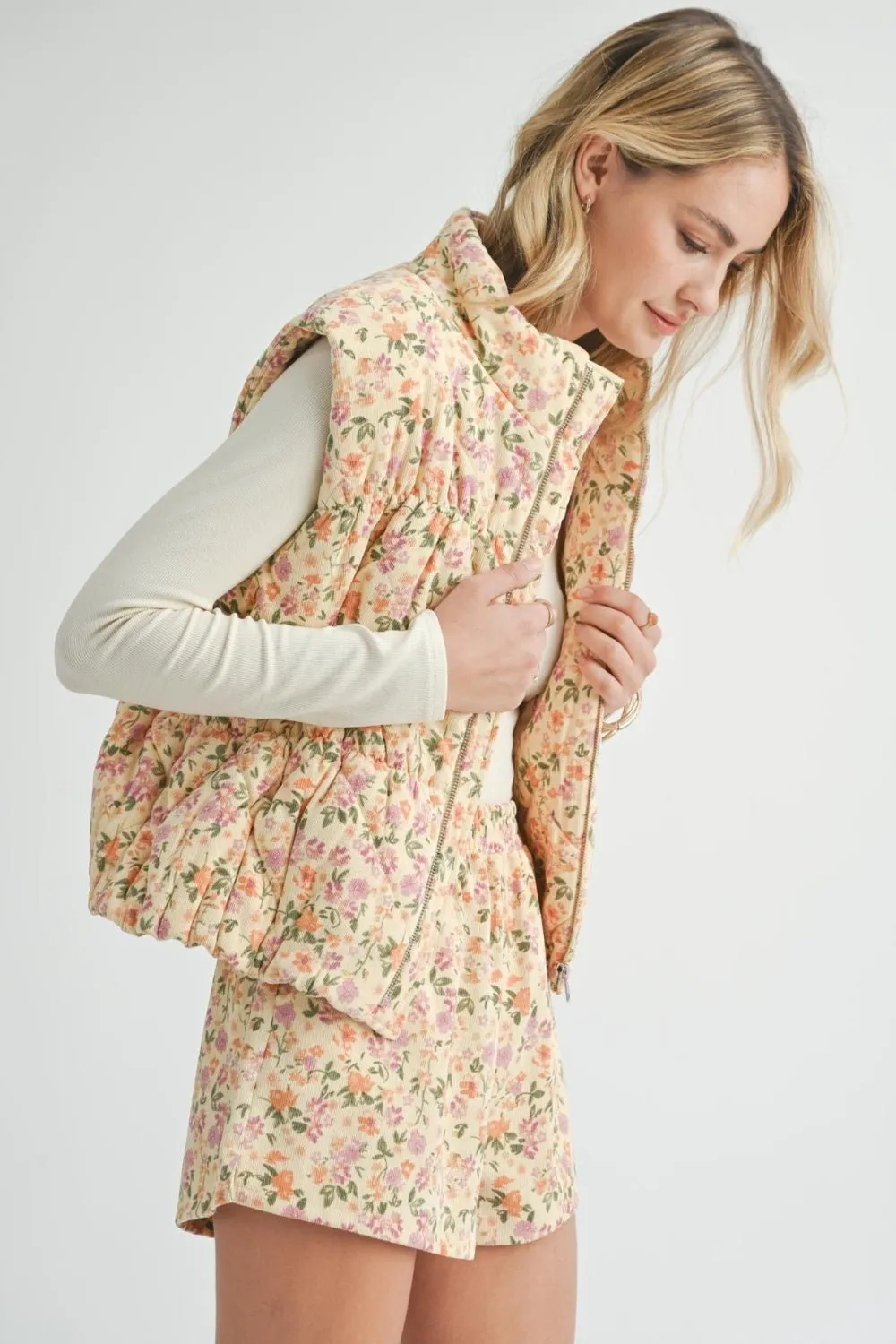 Women's Floral Baby Corduroy Shorts with Pockets | Cream Yellow